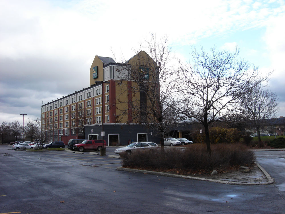 Express & Toronto Airport West By Ihg Hotel Mississauga