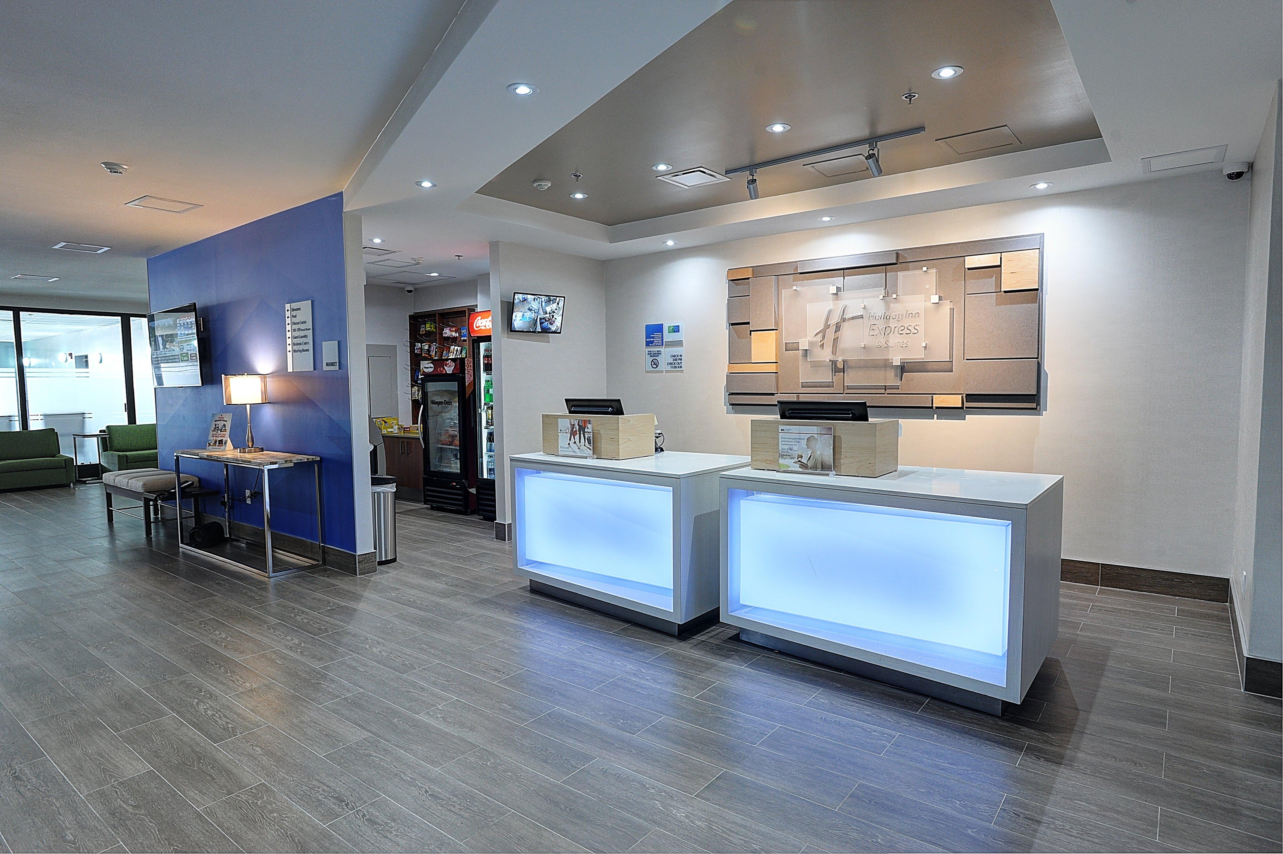 Express & Toronto Airport West By Ihg Mississauga