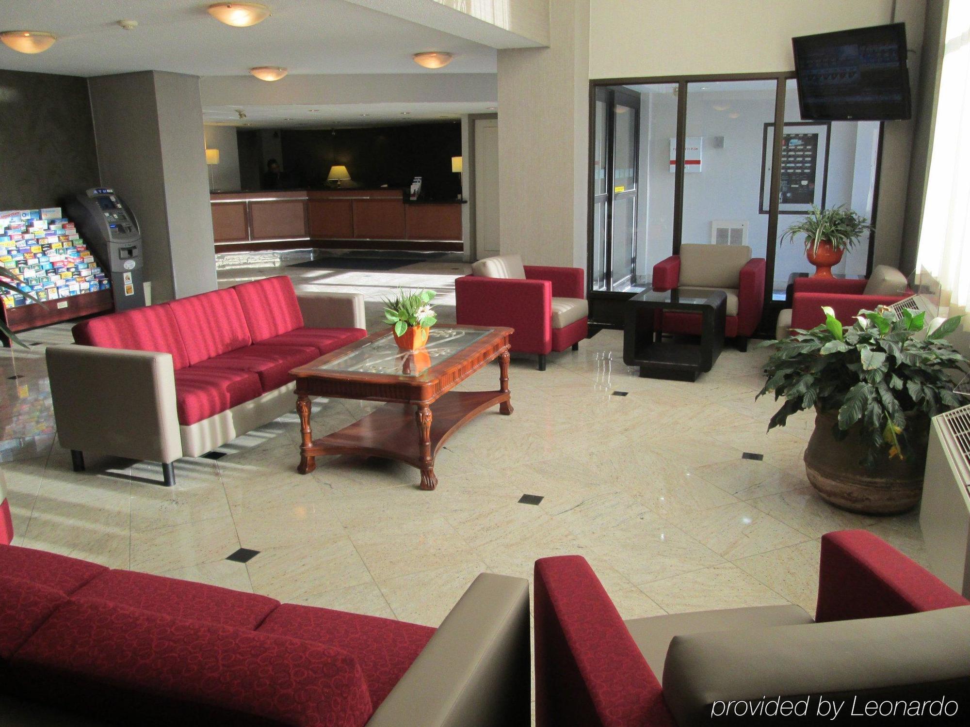 Hotel Express & Toronto Airport West By Ihg
