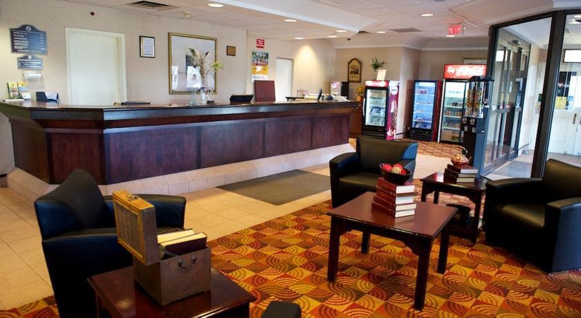 Hotel Express & Toronto Airport West By Ihg Mississauga