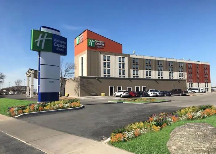 Holiday Inn Express & Suites Toronto Airport West By Ihg