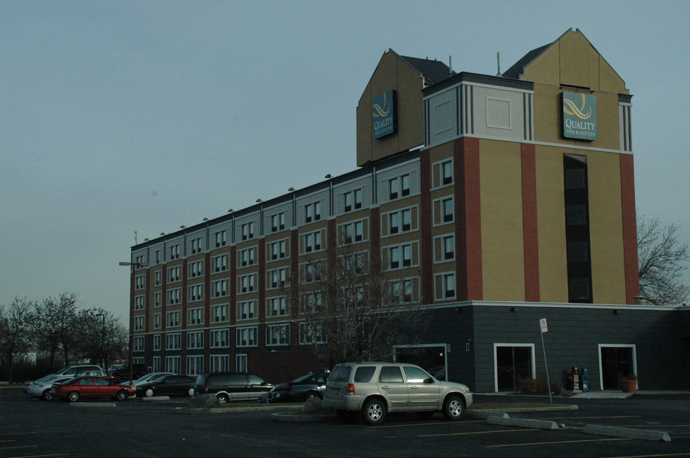 Hotel Express & Toronto Airport West By Ihg